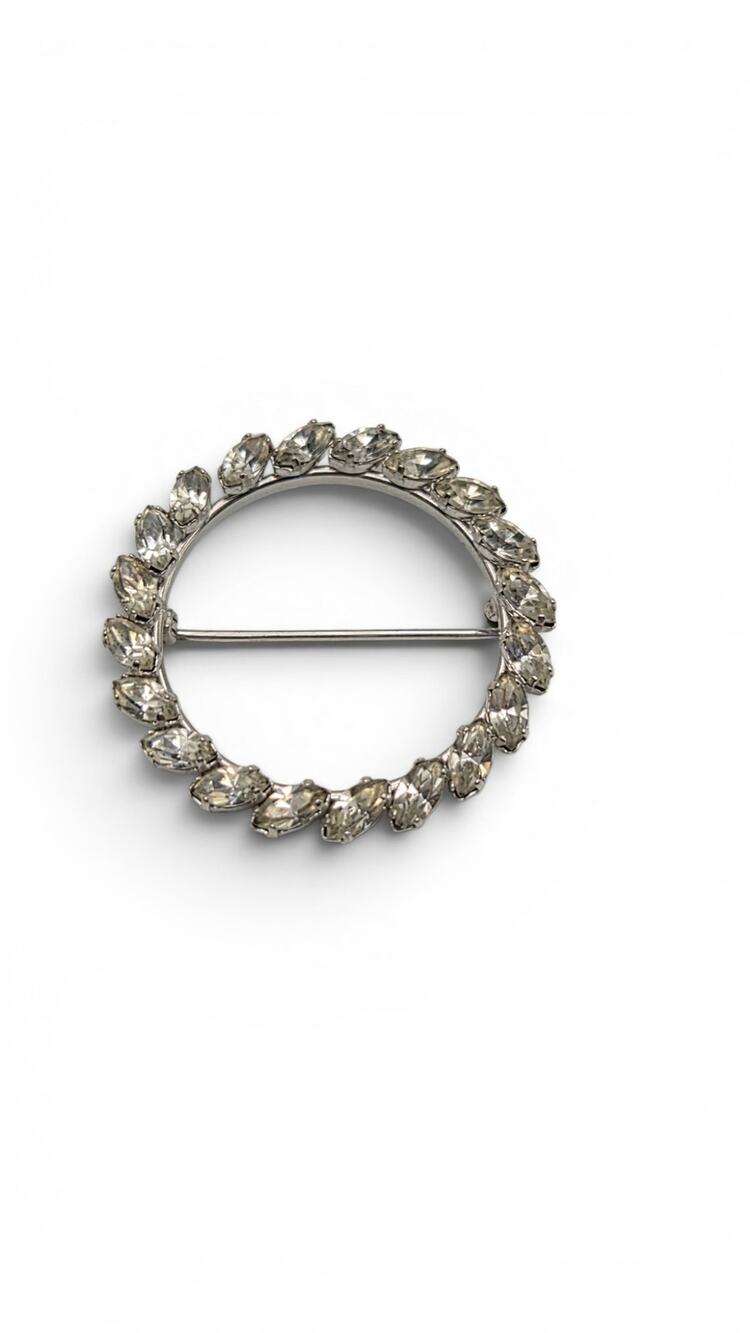 Vintage Clear Rhinestone Circle Wreath Brooch Silver Tone Pin